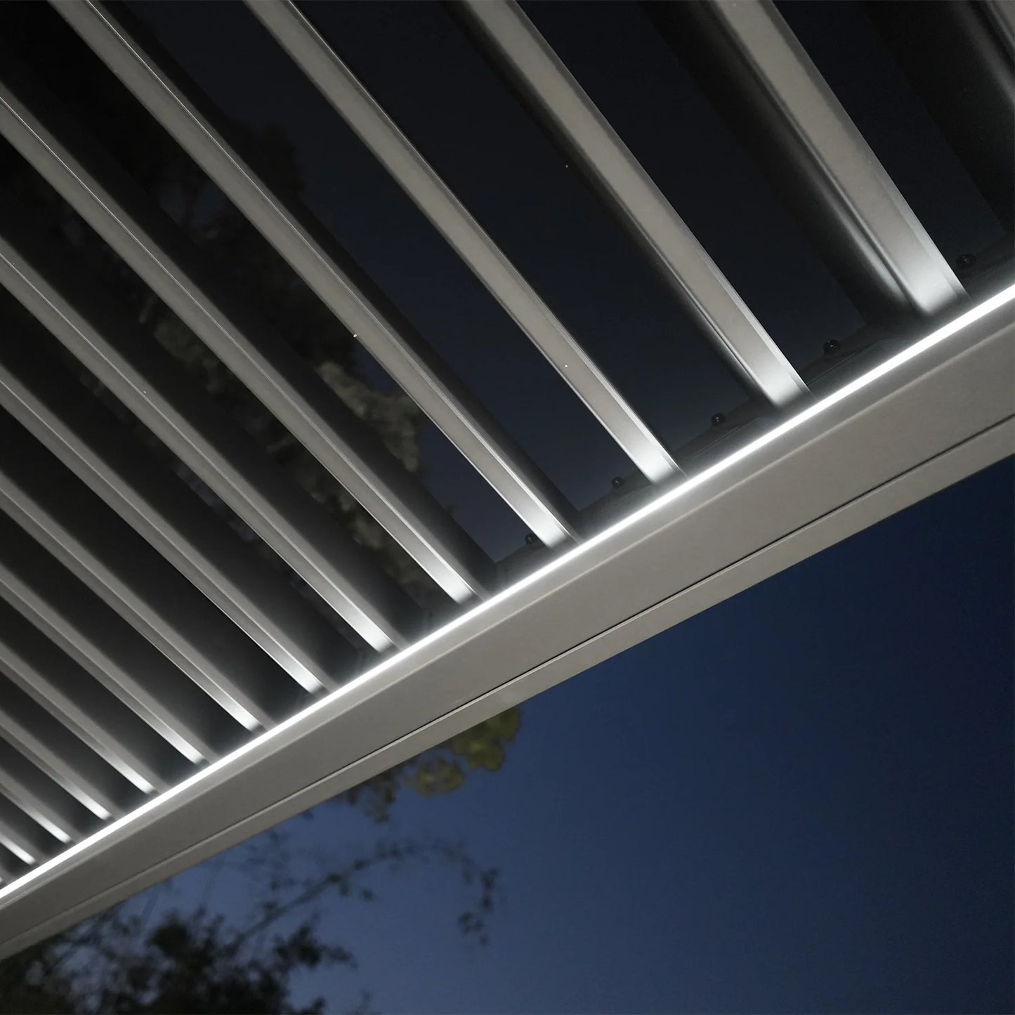 SmartWings Motorized Matter Pergola Flexar Q3